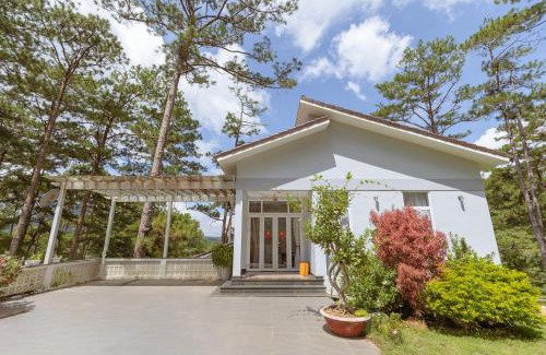 Da Lat Villa | The Dream Villa Best Lake View