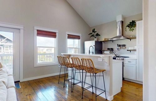 Port Bolivar House | The Drift Villa: 2 BR, 2 BA House in Gilchrist, Sleeps 6