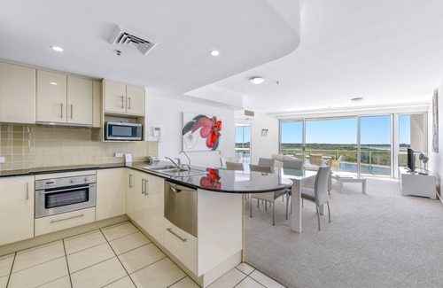 Maroochydore Apartment | The Duporth Riverside