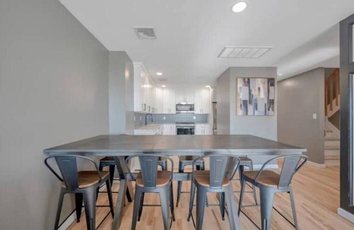 Long Beach House | The Eden - Beachfront