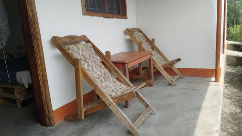 Kasese Cabin | The Elephant Home