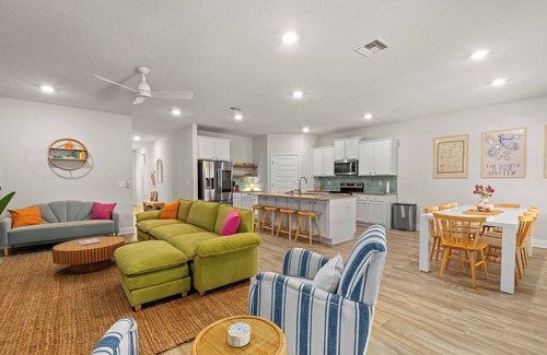 Upper Grand Lagoon House | The Emerald Cove - Pool, Hot tub, Sauna, Game room - Sleeps 13