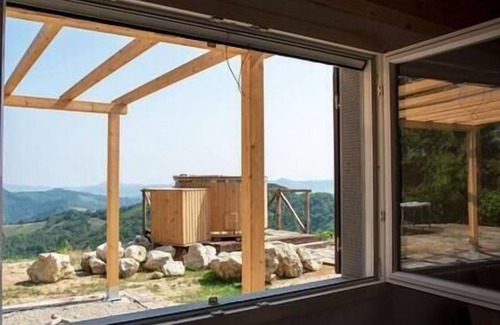 Mercato Saraceno House | the entire structure haystack