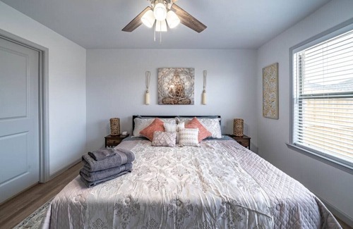 North by Northwest House | The Evanston - 3BR/2BA - New House