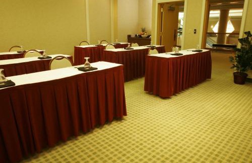 Orlando Hotel | The Florida Hotel & Conference Center in the Florida Mall