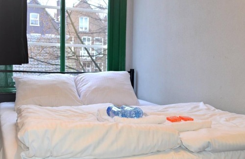 Museum Quarter Hostel | The Flying Pig Uptown Hostel
