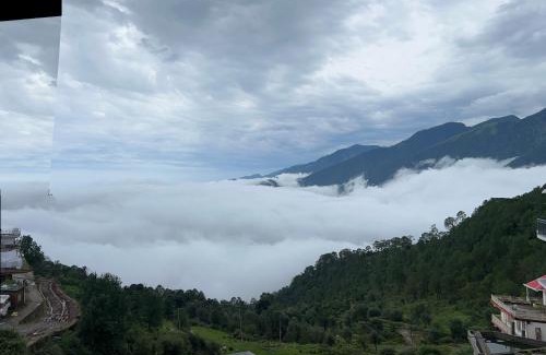 Naddi House | The fog and flames