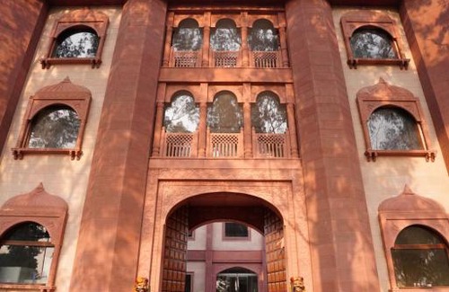 Amroha Hotel | THE FORT