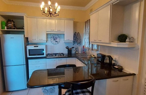 Somerset West Apartment | The Garden Apartment - Roosboom Luxury Facilities in Somerset West, 2 guests