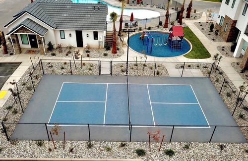 Washington Fields House | ⛱️ The Gathering Place ⛱️ POOL IS OPEN!!!