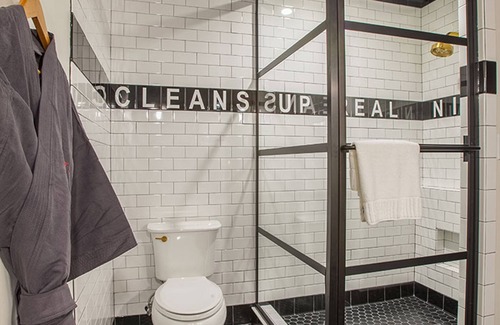 College Station Hotel | The George, by Valencia Hotel Collection