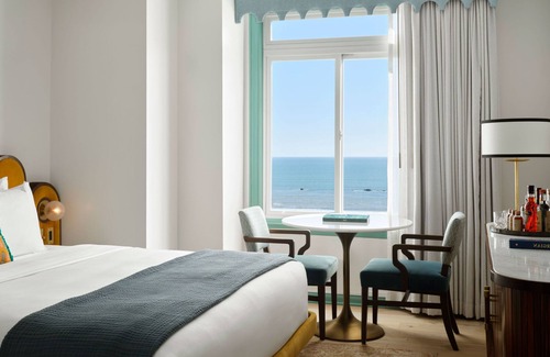 Downtown Hotel | The Georgian Hotel