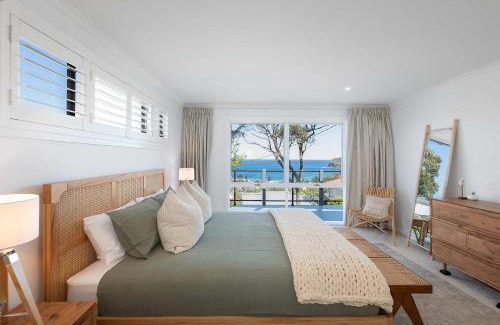 Copacabana House | The Glass House by Coast Hosting
