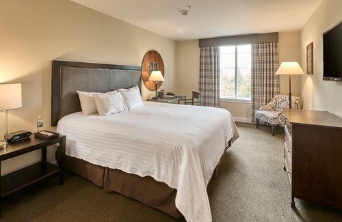 Glenview Hotel | The Glen Club