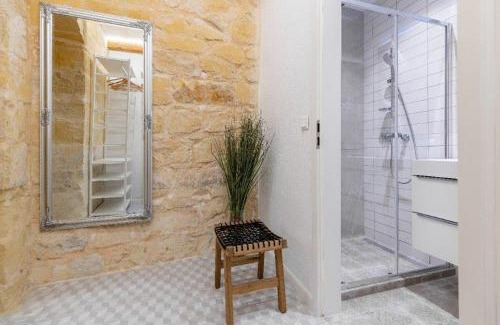 Senglea Apartment | The Glen Residences