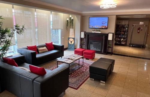 Niagara Falls Hotel | The Glengate Hotel & Suites