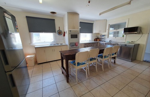 Scotts Head House | THE GOOD LIFE - FAMILY HOLIDAY