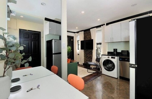 Kips Bay Apartment | The Gram IX Vibe 8568