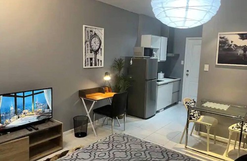 Bel-Air Apartment | The Gramercy Residence Makati Suite Amazing View