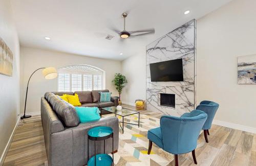 Paradise Park Vista House | The Grand Haven Estate