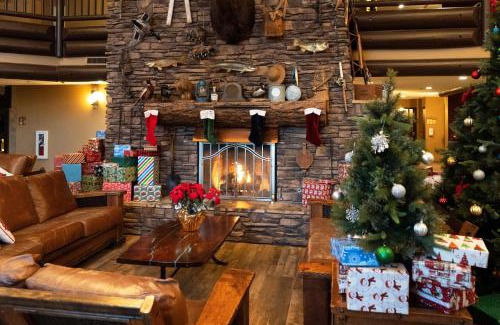 Tusayan Hotel | The Grand Hotel at the Grand Canyon