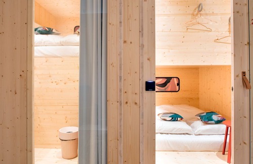 Wyck Hostel | The Green Elephant Hostel & Spa