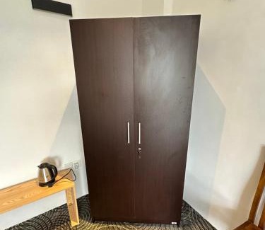 Imbulpe Hotel | The Green Garniya Poolside and Mountain View Hotel