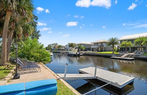 Spring Hill House | The Gulfview Grande