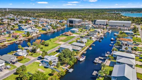 Spring Hill House | The Gulfview Grande