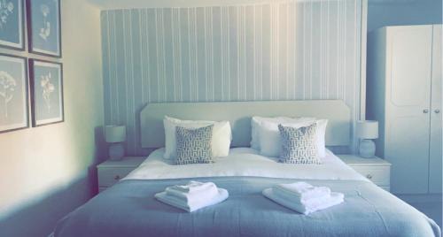 Chirk Hotel | The Hand Hotel