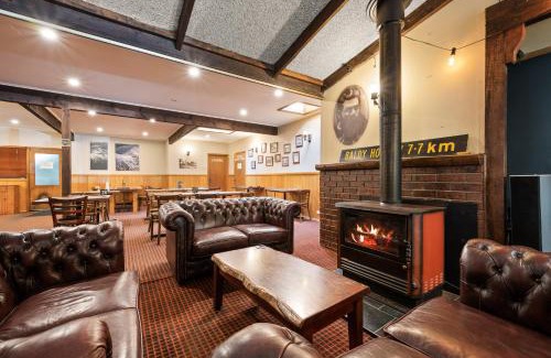Harrietville Hotel | The Harrietville Snowline Hotel