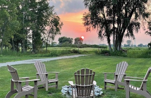 Chatham-Kent House | The Haven Lodge on Lake St Clair