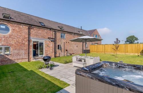 Whitchurch House | The Hayloft - Uk34565
