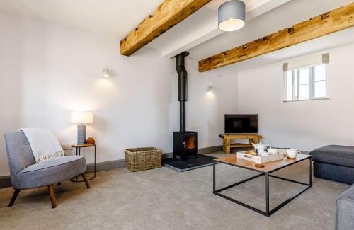 Whitchurch House | The Hayloft - Uk34565