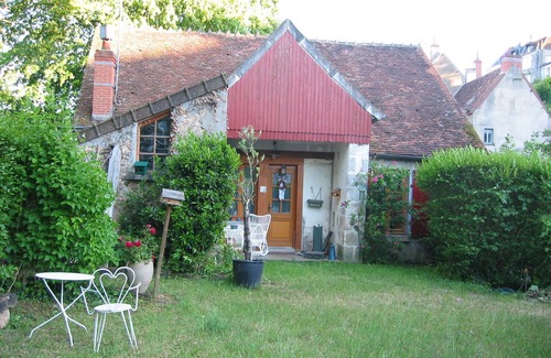 La Chatre House | THE HEART OF THE COUNTRY GEORGE SAND on a small island, in an old mill.