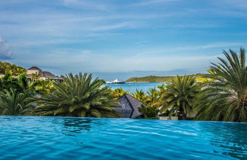Freetown Resort | The Hideaway at Hughes Point