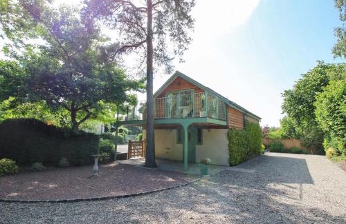 Pontesbury House | The Hideaway