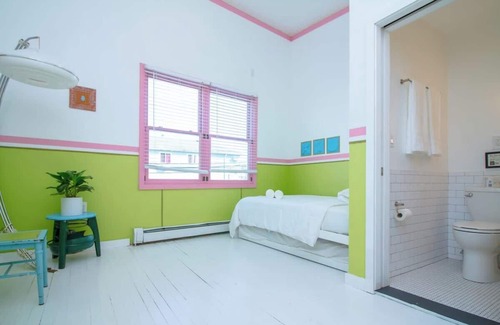 Queens House | The High Tide Two Bedroom Suite #8