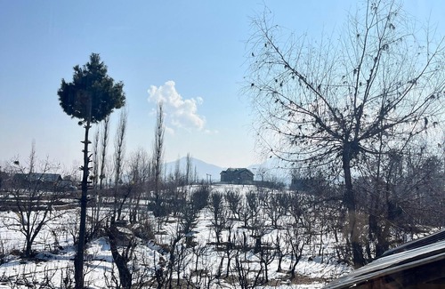 Greater Johannesburg Metropolitan Area House | 'The Himalayan Nest – Comfort, Hospitality & Local Charm Await!"