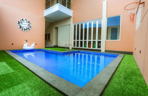 Pacitan Hotel | The Horizontal Hotel Pacitan