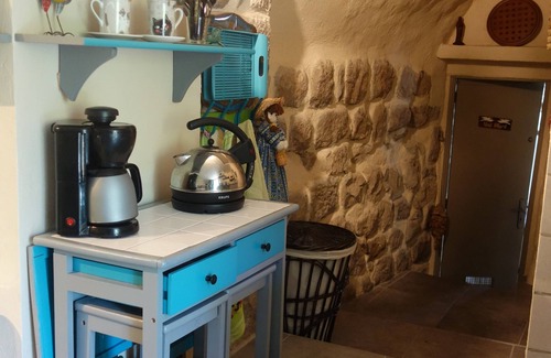 Les Assions Bed & Breakfast | THE HOUSE IN TYPICALLY CÉVENLE HOUSE