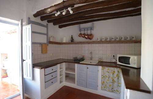 Murchas Cottage | THE HOUSE OF CHABELI