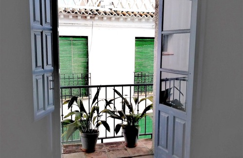 Murchas Cottage | THE HOUSE OF CHABELI