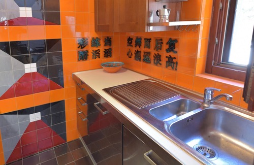 Historical Downtown Salerno House | The House of Pottery - Very central, close to buses and ferries to the coast