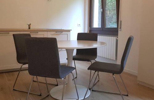 Villa d'Adda Apartment | The House of the River (Studio)