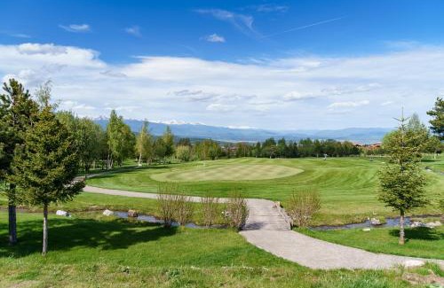 Old Town House | The House on the Green in Pirin Golf