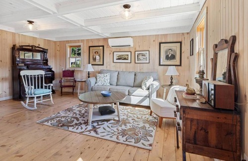 Terra Nova House | The Howard House Daniels Cove
