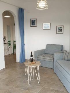 Agios Nikolaos Apartment | THE HOWARD PLACE - ENTIR HOME WITH A SEA VIEW FOR 5 GUESTs