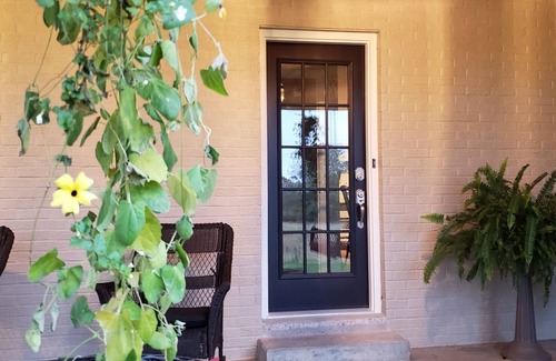 Lahmansville House | The Hummingbird House .On The Farm