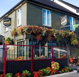 Galway City Centre Hotel | The Huntsman Inn